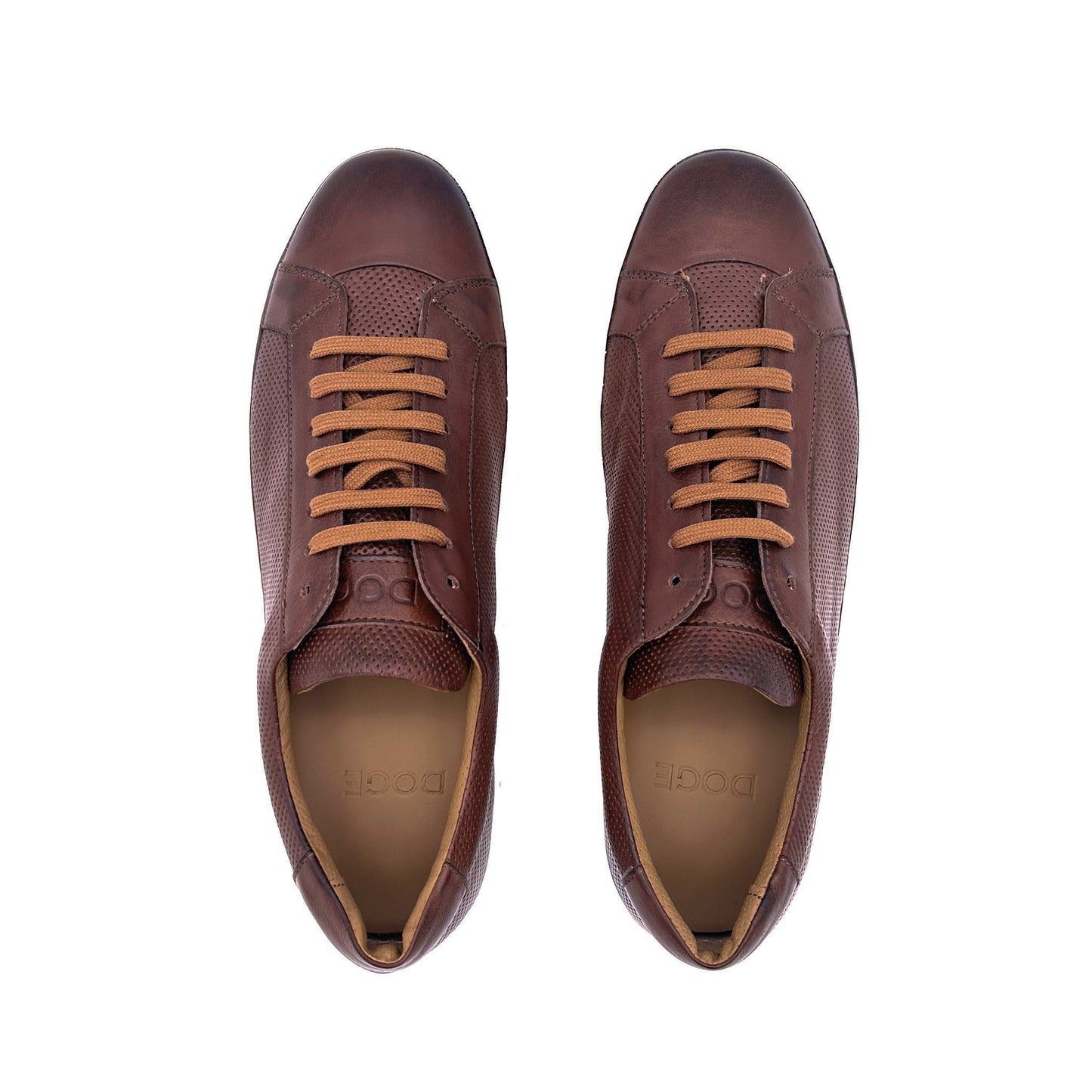 DOGE Sneakers Forate Pelle
