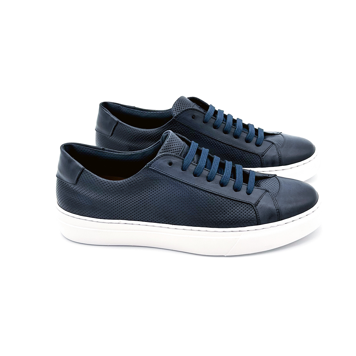 DOGE Sneakers