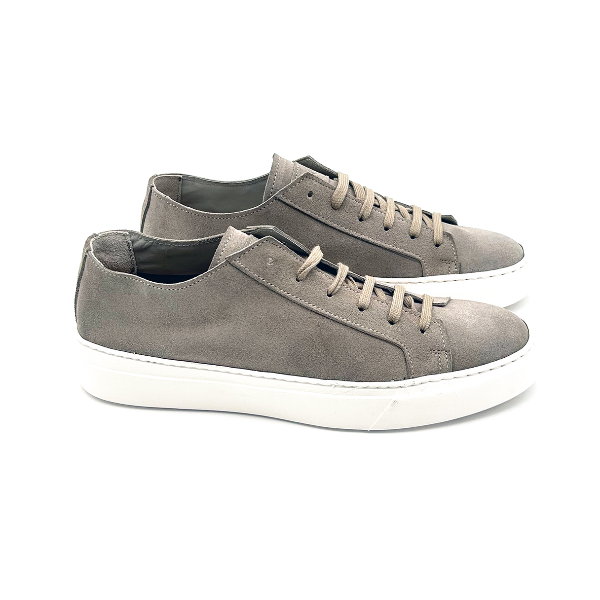DOGE Sneakers